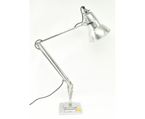 Herbert Terry - Model 1227 - A vintage 20th century Anglepoise table / desk lamp light. The lamp having a conical shade with 