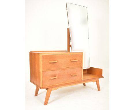 Ernest Gomme for G Plan - E Gomme era - Brandon Range - A vintage 20th century light oak dressing table chest compactum. The 