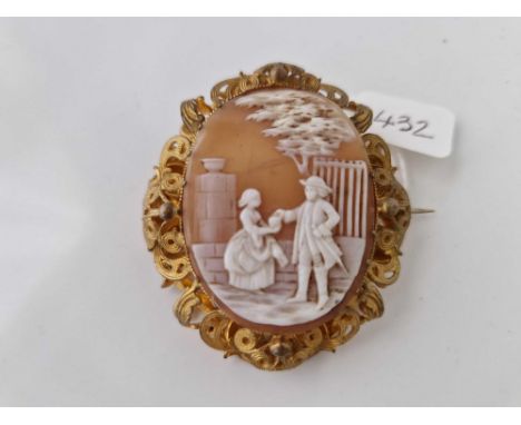 A antique gilt metal mounted cameo brooch