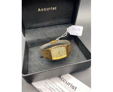 A ACCURIST gents wrist watch boxed