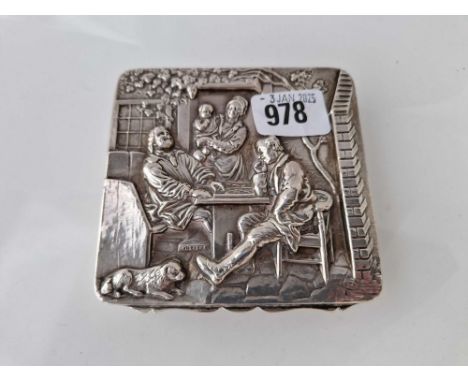 Good square box of figures at a gaming table. Gilt interior. 4 in wide. Chester 1898 By G N R H. 235gms