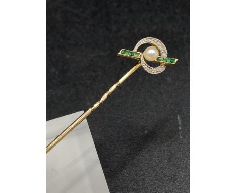 An Emerald Diamond Pearl Art Nouveau Stickpin Platinum &amp; Gold 1.6 gms