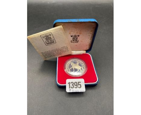 Elizabeth II silver proof crown boxed &amp; COA 1977