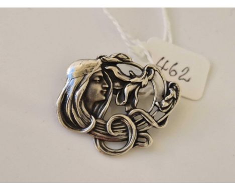 A Vintage silver art nouveau pendant brooch 33 mm