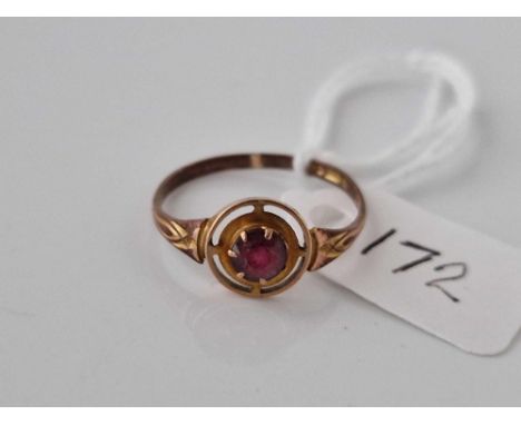 A CHARLES HORNER rare 9ct and garnet ring Chester 1916 size Q