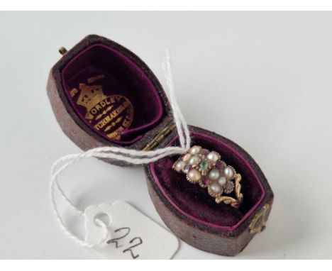 A ANTIQUE PEARL RING IN A ANTIQUE BOX SIZE M