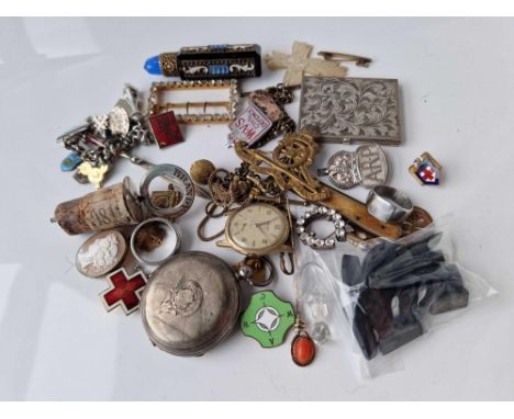 A bag of assorted jewellery and other items etc.