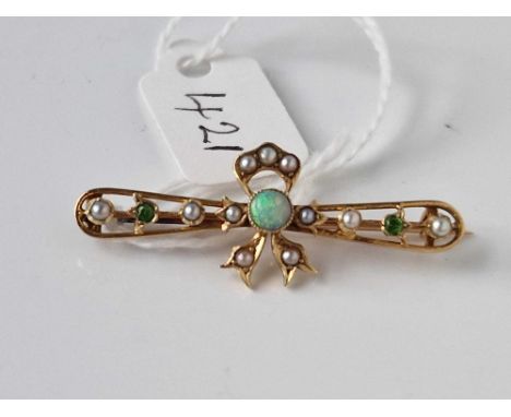 A emerald opal and pearl brooch 3.4 gms