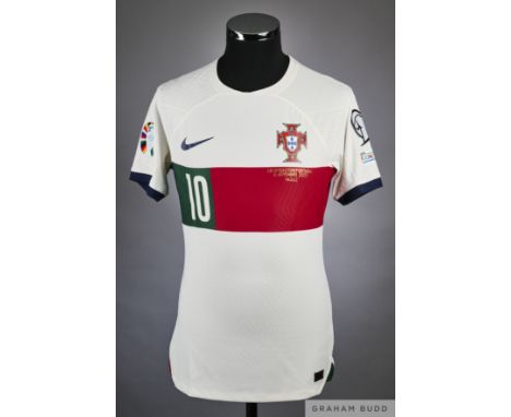 Bernardo Silva white red and green No.10 Portugal v. Liechtenstein match issued short-sleeved shirt, 2023, Nike, M with crew-