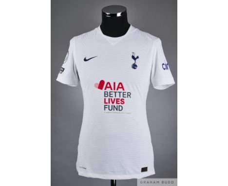 Son Heung Min white No.7 Tottenham Hotspur match issued short-sleeved shirt, 2021-22, Nike, M with v-neck style collar and pr