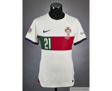 Diogo Jota white red and green No.21 Portugal v. Czechia match worn short-sleeved shirt, 2022, Nike, M with crew-neck collar 