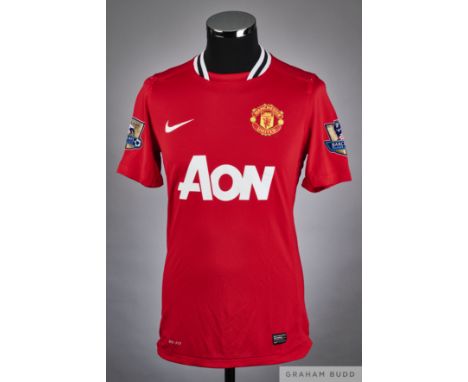 Javier Chicharito Hernandez red No.14 Manchester United short-sleeved shirt, 2011-12, Nike, M with crew-neck collar and print
