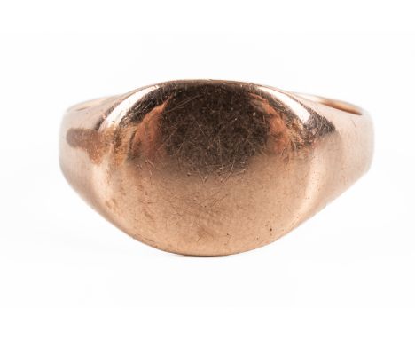 A 9CT SIGNET RINGSize U, the face measuring approximately 11.4mm x 15.2mm, gross weight 6 grams