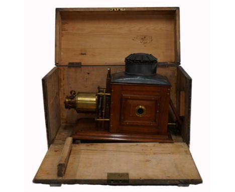 AN EARLY 20TH CENTURY MAGIC LANTERN, CASED71cm wide; 33cm deep; 47cm highCondition report:&nbsp;Inevitable scuffs, scratches,