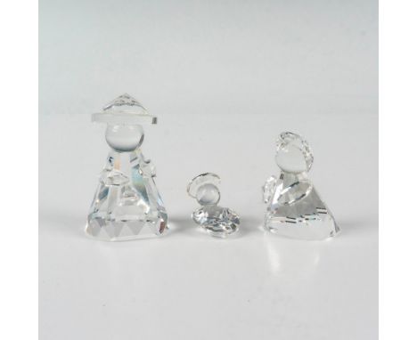 Part of the Nativity group. Clear crystal 3 Pc figurine set. Swarovski backstamp. 7475 100 000. This item has its original bo