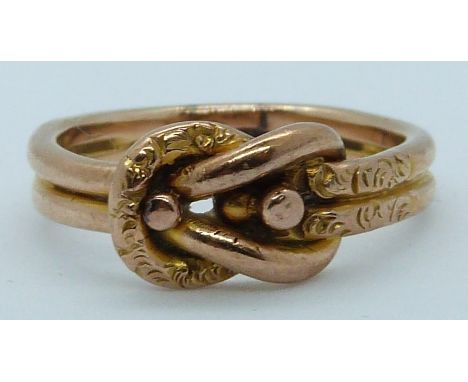 Victorian 9ct gold knot/keeper ring, Chester 1900, 4.3g, size N