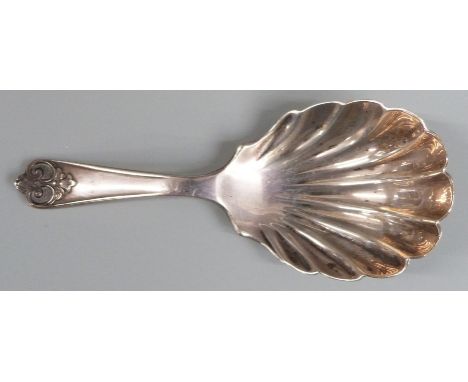 Victorian hallmarked silver caddy spoon with shell shaped bowl, London 1856 maker's mark DF, length 8.5cm, weight 15g