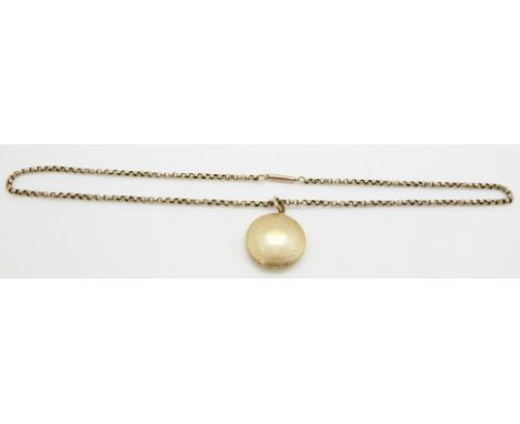 Victorian 9ct gold necklace (7.1g) and an engine turned locket
