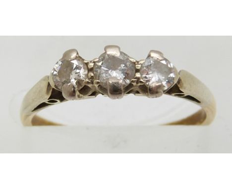 An 18ct gold ring set with three diamonds, 2.1g, size K