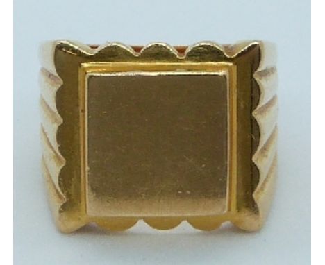 Art Deco yellow metal signet ring, with horse hallmark to outer band, 17.7g, size M