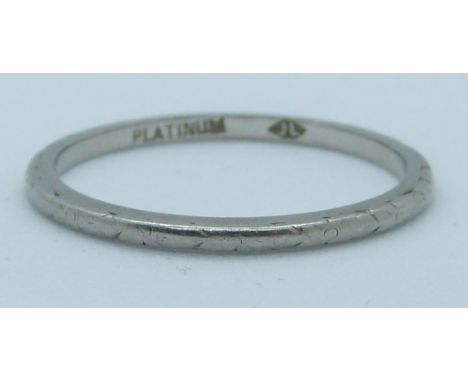 A platinum ring/ wedding band, 2.6g, size R&nbsp;
