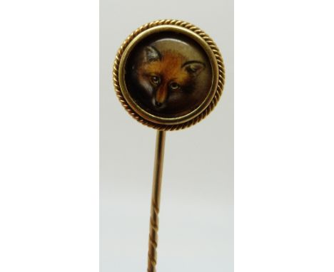 Victorian stick pin set with a painting enamel plaque depicting a fox with a rope twist border, by William Essex