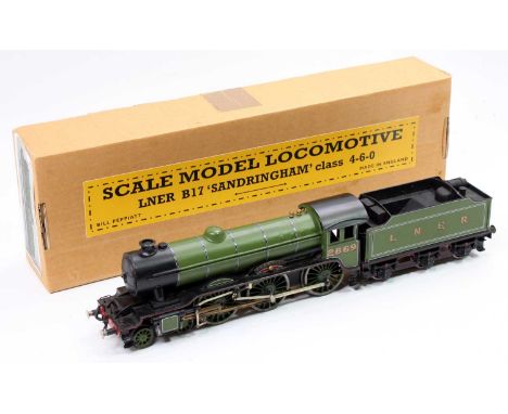 Kit Built 0 Gauge model of a LNER B17 Sandringham Class Locomotive and tender, No.2869 and named "Barnsley", 4-6-0 green loco