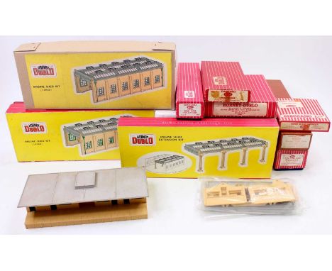 Various Hornby-Dublo accessories: 5005 Engine Shed kit, used and dismantled (G) (BG); another same condition in repro  box; 5