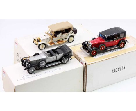 A group of 3 Franklin Mint boxed 1/24th scale diecast models as follows, 1935 Mercedes-Benz 770 K, 1911 Rolls Royce Tourer, a