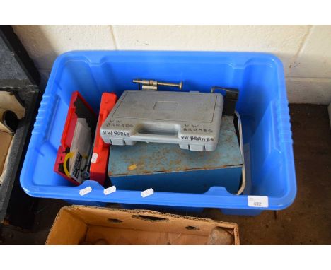 Box of various assorted garage tools