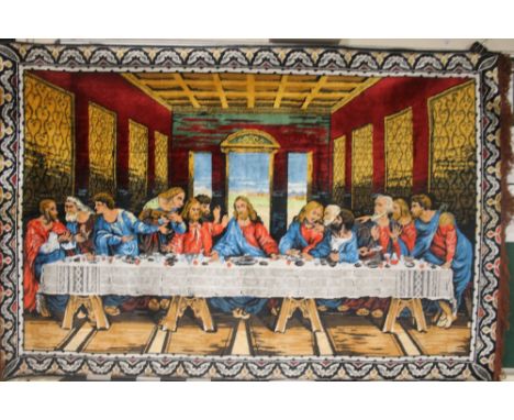 A LARGE TAPESTRY DEPICTING THE LAST SUPPER APPROX 190 CM X 123 CM 