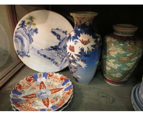 A Satsuma and an Imari vase, three plates (5)  