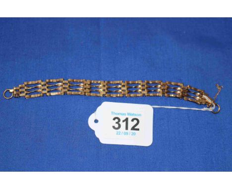 9 carat gold gate bracelet.