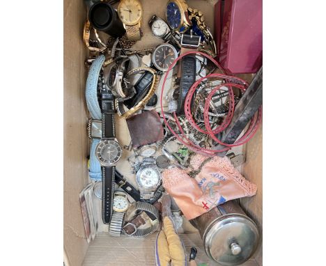 A selection of vintage and late gent's watches etc.