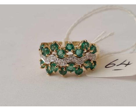 Vintage 9ct emerald and diamond ring size Q 3.6g inc