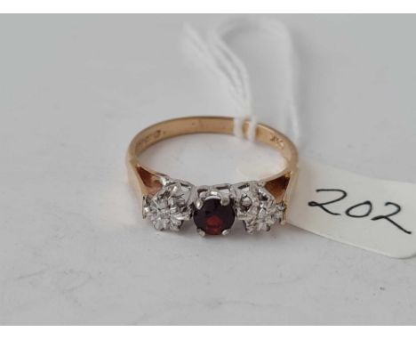 A vintage diamond &amp; garnet 9ct ring size Q ½ 