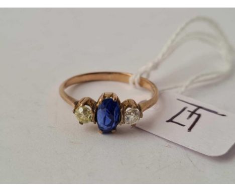 A sapphire and diamond vintage ring 9ct (tested) size M1/2 - 2.1 gms 