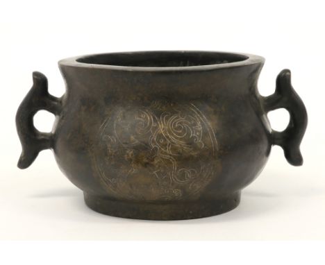 marked Chinese incense burner in bronze with silver inlay || Gemerkte Chinese wierookbrander in brons ingelegd met zilver  - 