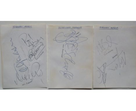 3 Pages containing original autographs from the early 90's. Tottenham x 12, Luton x 4 &amp; Port Vale x 2
Spurs include -&nbs
