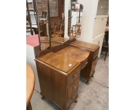 vintage mirrored dressing table