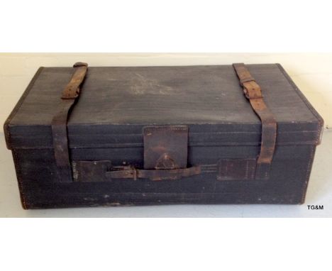 A leather car trunk, 31cm x 87cm x 48cm