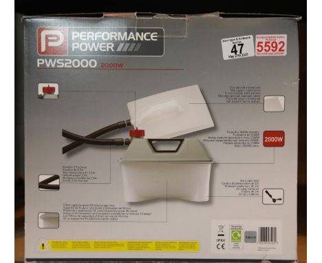Performance Power PWS2000 boxed wallpaper stripper. P&amp;P Group 2 (£18+VAT for the first lot and £2+VAT for subsequent lots