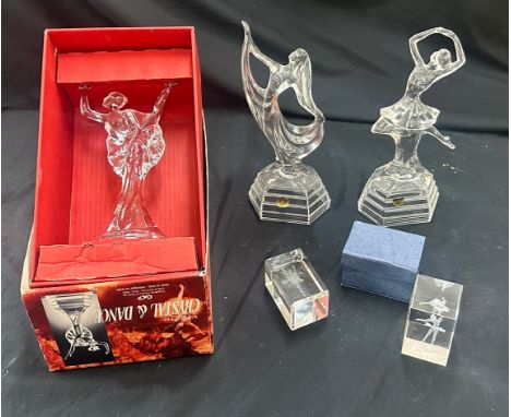 Selection of vintage Royal Crystal Rock Dancing Figures, one in original box and two 3D glass art of dancing figures