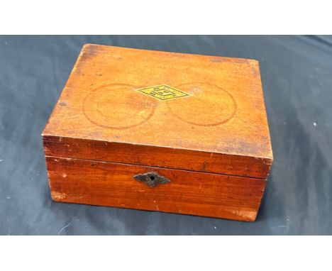Vintage inlaid writing slope measures approximately  9 inches wide 7 inches wide 4 inches tall