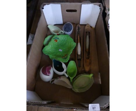 A mixed lot of various Carltonware ceramics and two vintage loom shuttles 