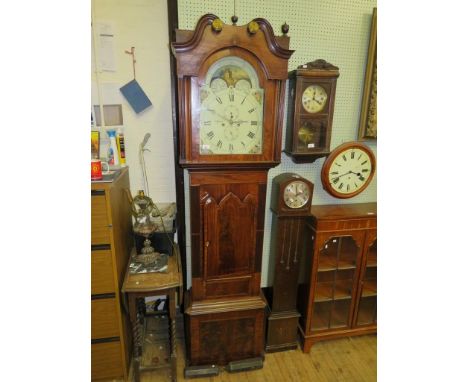 Green, Liverpool - An early 19th Century longcase clock, the 35cm arched painted dial with Roman and Arabic numerals, subsidi