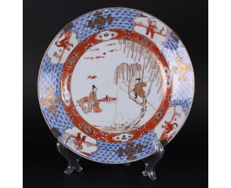 A porcelain milk and blood dish 'Romance of the Western chamber'. China, Kangxi/Yongzheng.Diam.: 27 cm.