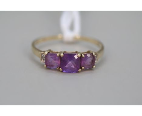 Ladies 9ct Gold Amethyst Set ring Size P. Size 1.5g total weight 