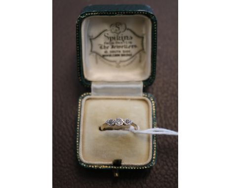 Antique 18ct gold and diamond ring in original box, Size G