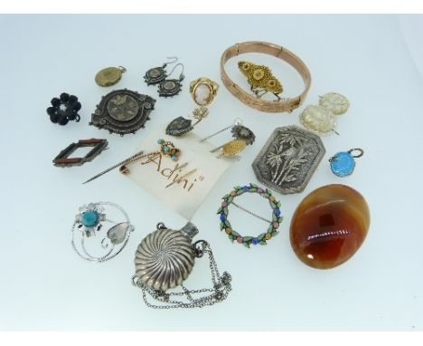 A collection of Jewellery and Costume Jewellery, including an 18k cameo ring, two 10k stickpins, one set seed pearl, the othe